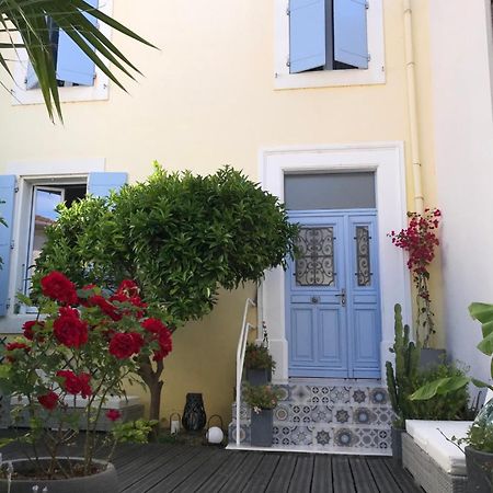 Notre Maison Aux Volets Bleus Ouveillan 외부 사진
